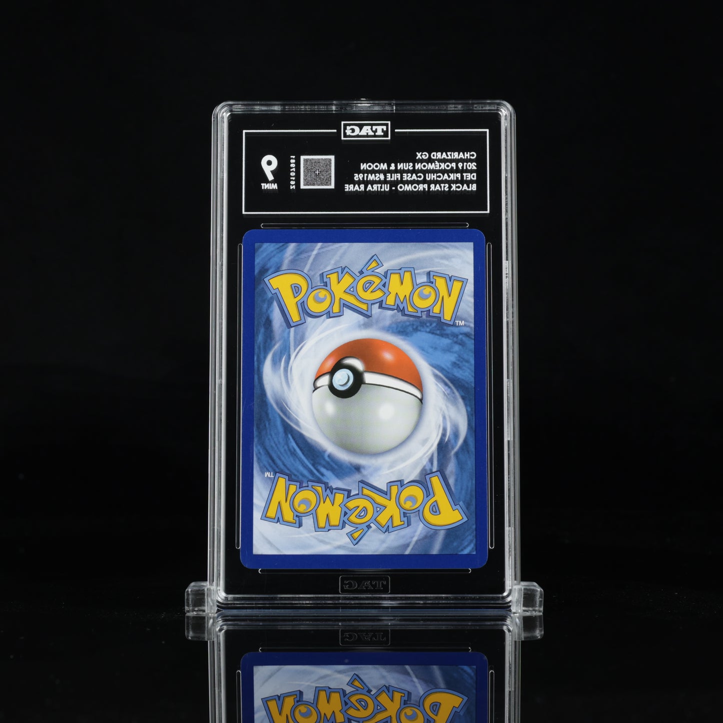 Charizard GX - SM: Detective Pikachu Black Star Promo #SM195 - TAG 9 - M