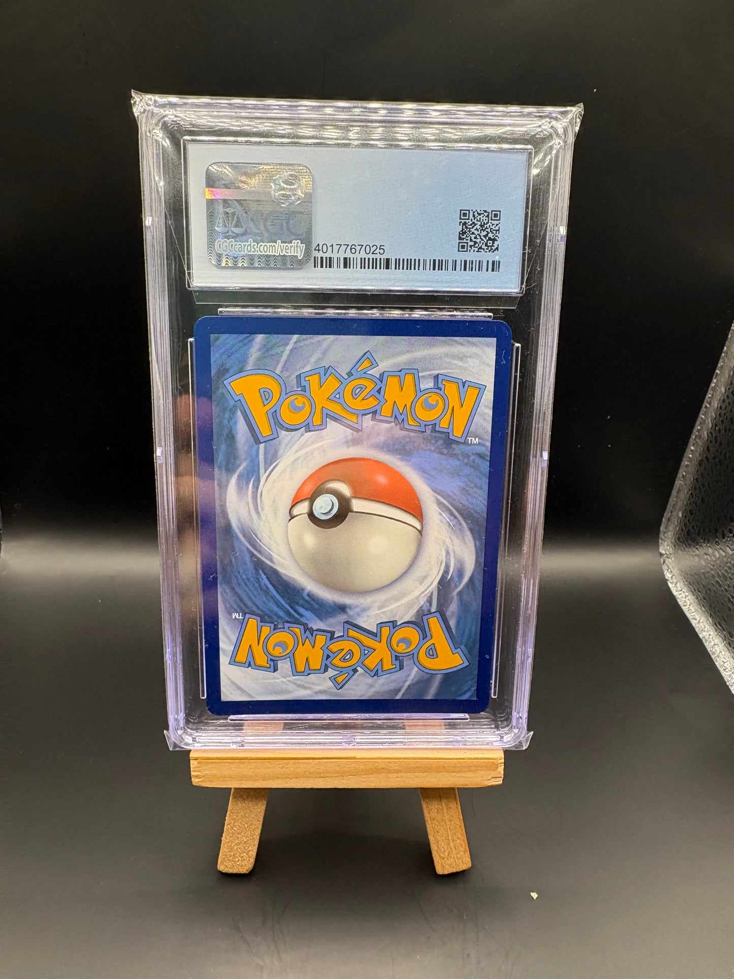 Charizard V - Champion's Path #079/073 - CGC 10
