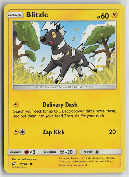 Blitzle Common SM - Team Up 44/181 NM