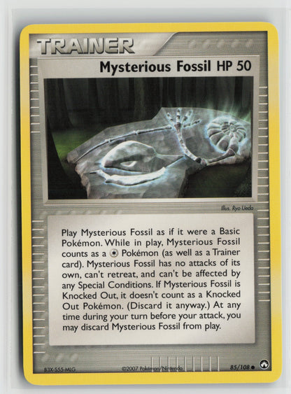 Mysterious Fossil Common PK 85/108 NM
