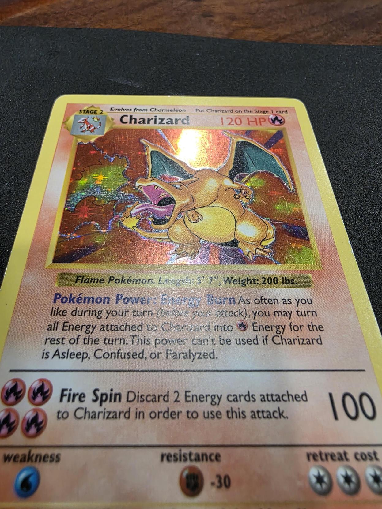 1999 POKEMON BASE SET SHADOWLESS CHARIZARD #4/102 HOLO RARE!