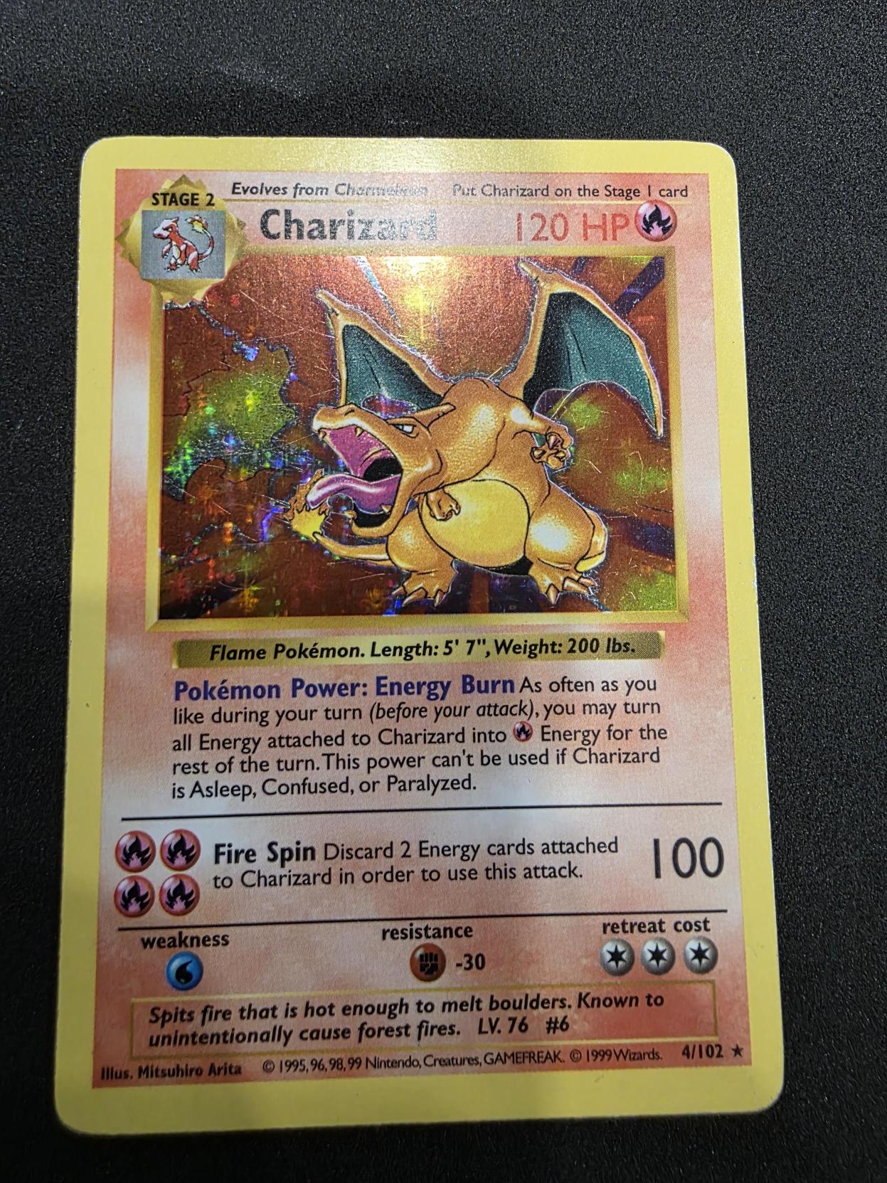 1999 POKEMON BASE SET SHADOWLESS CHARIZARD #4/102 HOLO RARE!